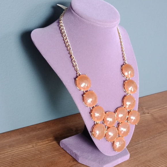 Brown statement necklace - Picture 3 of 8